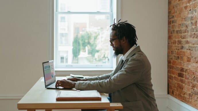 The 11 Best Tax Deductions & Money-Saving Strategies for Freelancers