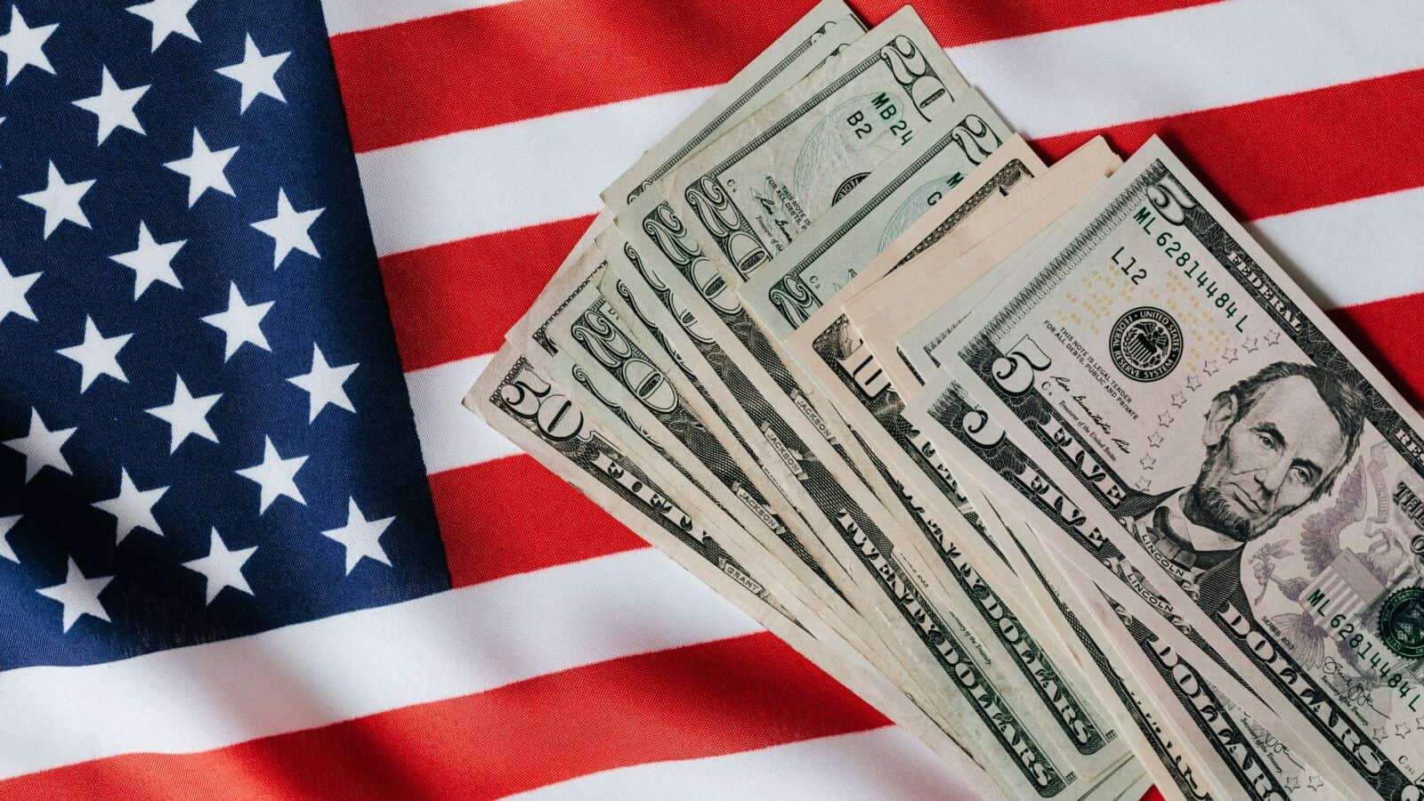 Accounting blog: Payroll Taxes Demystified for Employers and Employees